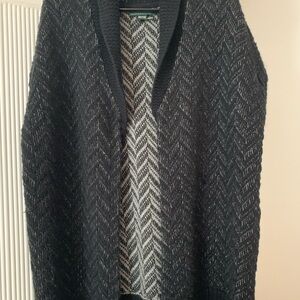 Ralph Luaren 100% lamp wool vest size lare